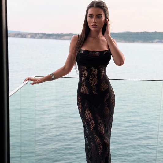 Черна дантелена плажна рокля Selena